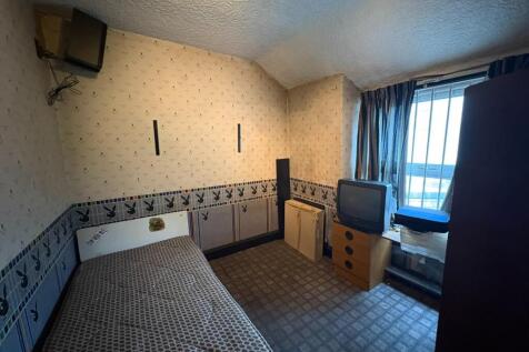 Bedroom 3.JPEG