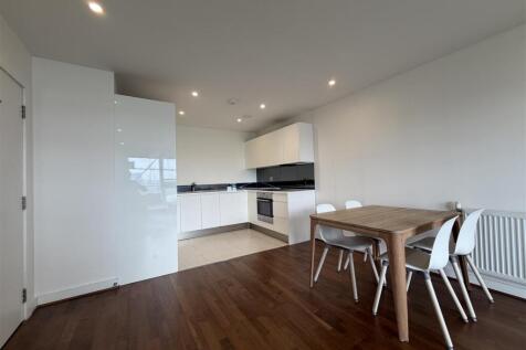 Kitchen pic 4.jpeg