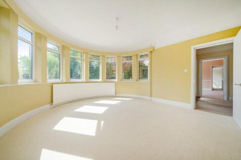 SECOND DOUBLE BEDROOM.jpg