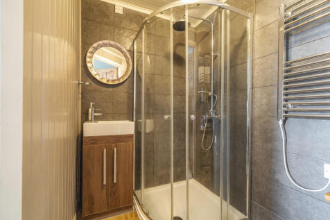 1362379-24-68de70...