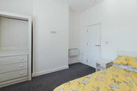 1-bed flat on Broad Street, Loughborough, £997/mo