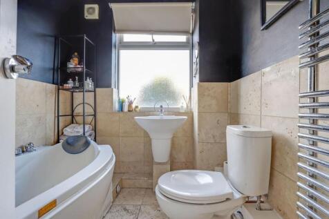 11-ef74JHPropWpen - 110 Marlow Road - 31-medium.jp