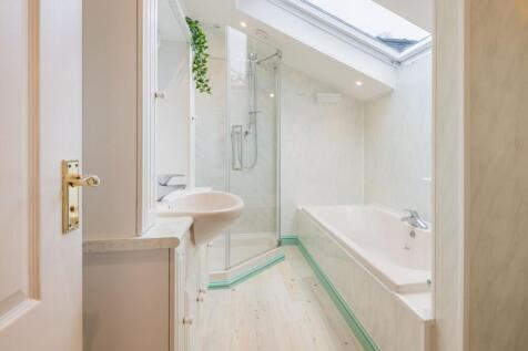 Annexe Bathroom