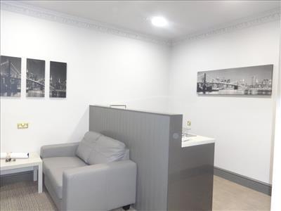 Office to rent Image 5