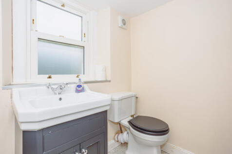 Downstairs Family Shower Room