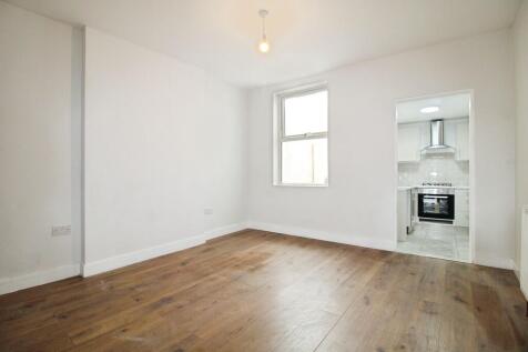 Portland Road, Hucknall photo 4