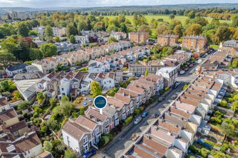 29 Queen Victoria Road Westbury Park, Bristol, BS6