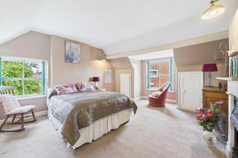 Hillcrest House, Husbands Bosworth