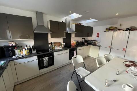 Kitchen Reverse
