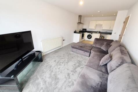 Calabrese Court, Bridgwater, Somerset photo 3