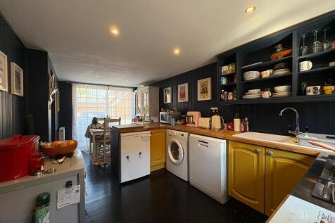 kitchen -diner