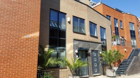 13 Risborough St Office New Ext1.jpg
