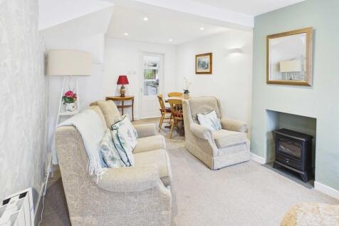 Living / Dining R...