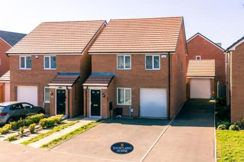 WarringtonLn_Front.jpg