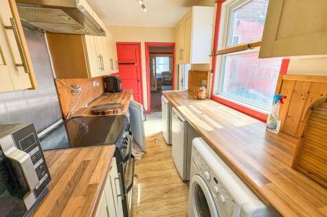 1 Newberry Gardens, Weymouth, Dorset, DT4 8LS