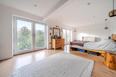 1374066-17-690b645f88152