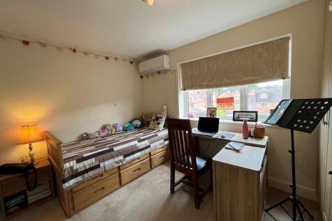 13.Bedroom 2 AR O...