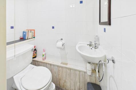 CAM02519G0-PR0326-STILL021