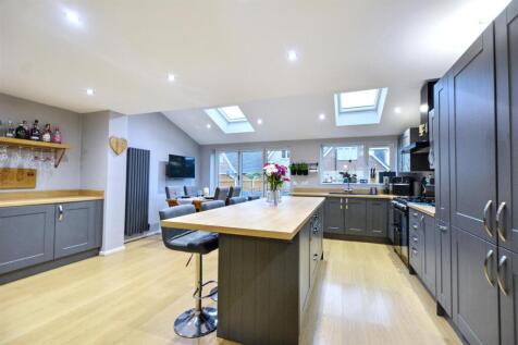 Kitchen Diner_1.jpeg