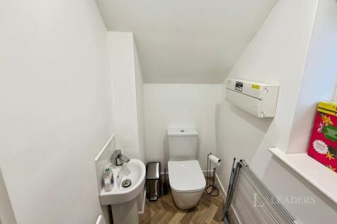 Bronte Way, Wombwell, Barnsley, S73 photo 5