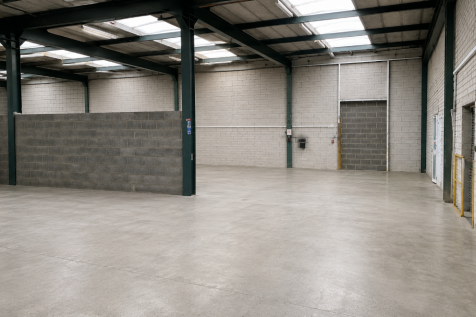 Light Industrial to rent Image 5