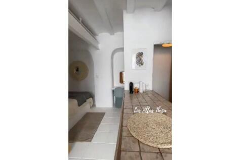 ANNEX TO DUPLEX PENTHOUSE, Dalt Vila