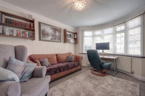 Separate reception room