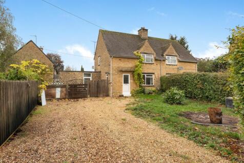 4 The Glebe, Aynho-1.jpg