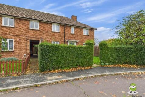 EweMove Estate Agents Basingstoke - St Andrews Roa