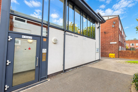 Seatoller Court Entrance on a Sunny Day.png