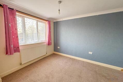 16 barge close-10.jpg