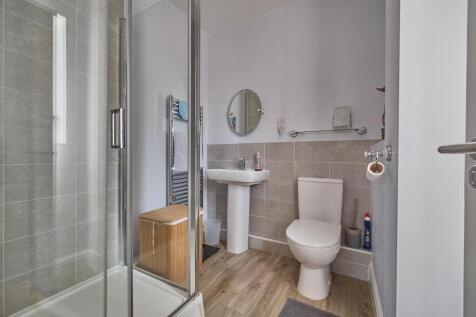 En Suite Shower Room