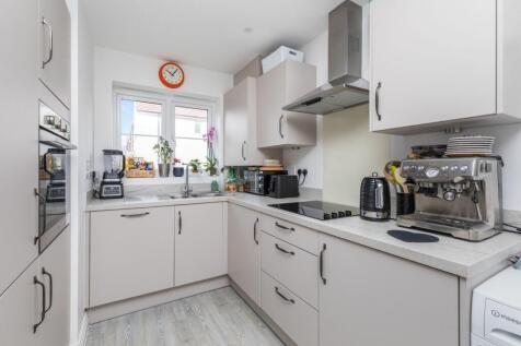 Gatekeepers Drive, Lancing, BN15 photo 3