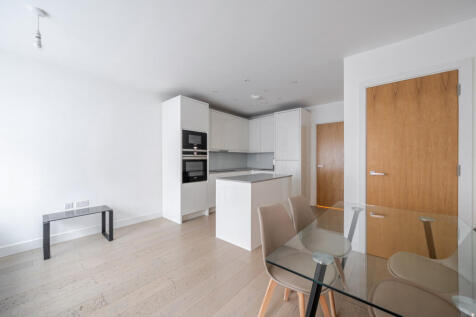 1403849-5-69734d1...