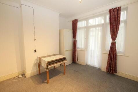 St Pauls Avenue, Harrow photo 5