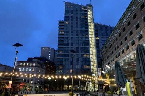 2-bed flat on  Watson Street, Great Northern Tower, £1,450/mo