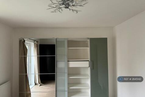 First Floor - Bedroom 1 With Ensuite