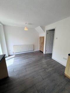 Ralegh Crescent, Witney photo 5