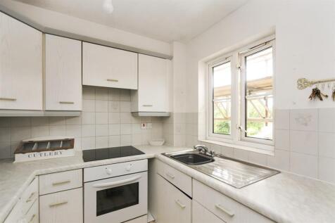 Caraway Place, WALLINGTON photo 4
