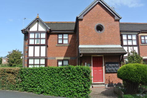 1-bed flat on Lowes Court, Lowesway, Thornton Cleveleys, Lancashire, £585/mo