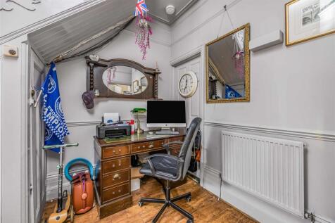 40 Ophir Road, Portsmouth-Small-PorticoMarketing-A