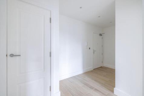 Flat 2 Sterling Rose House, 35 Widmore Road, Bromley, Kent, BR1 1RW photo 3