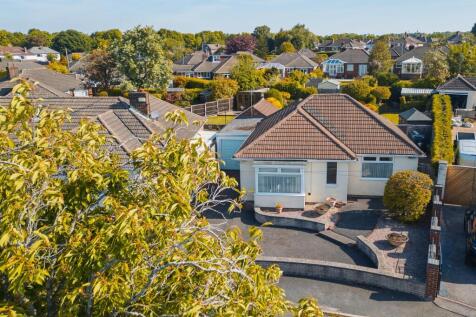 13 Waterford Dr-43.jpg