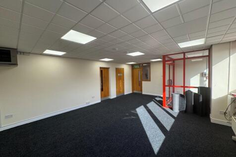 Serviced Office to rent Image 3