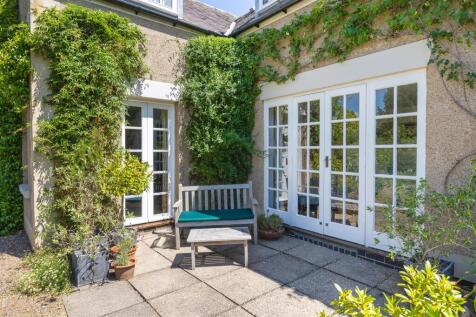 10 Main Street, Newton Burgoland