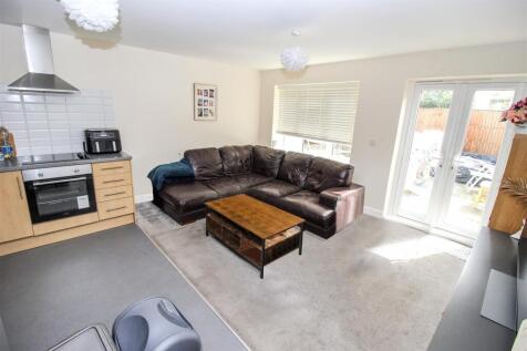 Kitchen Living Area.jpg