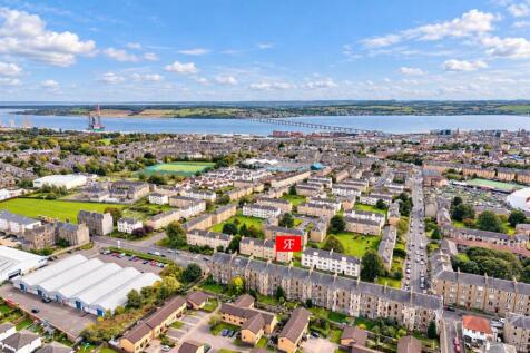 1R 137 Clepington Road Dundee-16.jpg