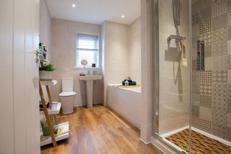 Longhedge Village Maple Show Home 210122 (14)