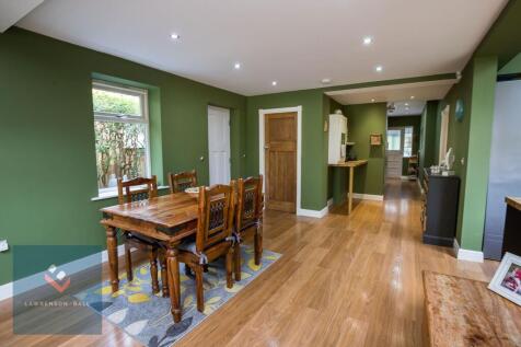 Open Plan Dining/Family Room