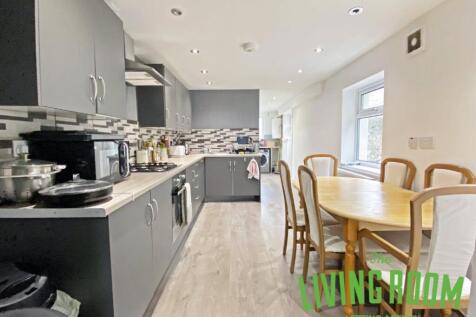Kitchen 4